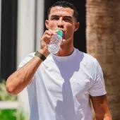 Cristiano Ronaldo presentó ayer en Madrid su nuevo emprendimiento, una marca de agua mineral.