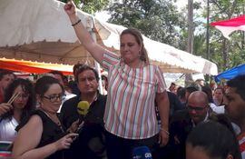 Porfiria Ocholasky, secretaria del Sindicato de Funcionarios Judiciales del Paraguay, expresó su rechazo al proyecto del presidente de la Corte.
