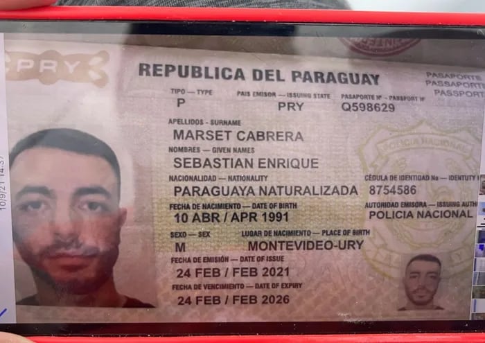 Foto del pasaporte paraguayo expedido a nombre de Sebastián Enrique Marset Cabrera, de origen uruguayo.