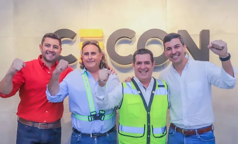 Pedro Alliana, José ortiz, Horacio Cartes y Santiago Peña Cecon  cementos concepción