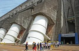 Represa hidroeléctrica de Itaipú.