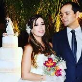 Hermosa pareja. Letizia Medina y José Rivas, el día del "sí, quiero" en San Bernardino.