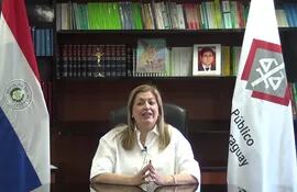 Sandra Quiñónez brindando su informe de gestión