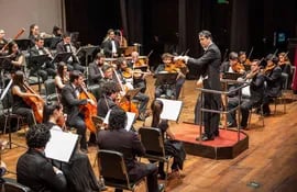 la-orquesta-sinfonica-del-congreso-nacional-dirigida-por-el-maestro-diego-sanchez-haase-ofrecera-hoy-su-tercer-concierto-de-temporada--205004000000-1598229.jpg