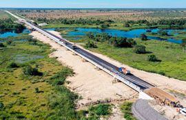 El tramo río Tebicuary – Pilar (38,44 km) y acceso a la ciudad de Pilar (4,33 km) ya registra a la fecha una ejecución cercana al 87%, según el MOPC.