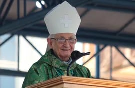 El Obispo emérito de la Diócesis de Caacupé Monseñor Claudio Giménez,
