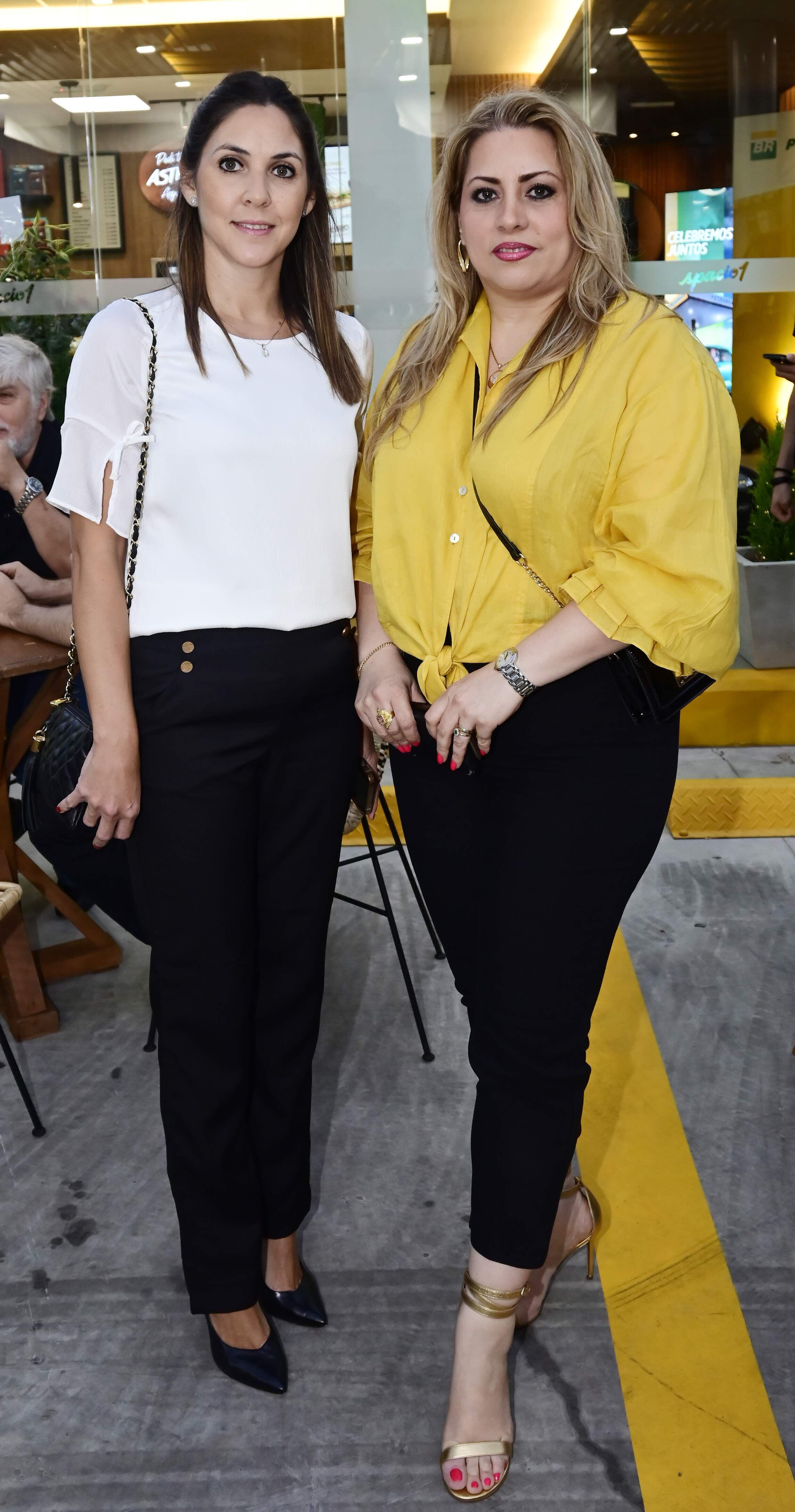 Viviana Molas y Natalia Acevedo.