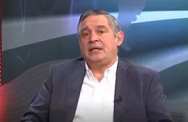 El ministro de Educación, Luis Ramírez, en los estudios de ABC TV.