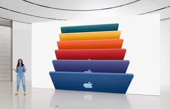 La gerente de Apple Colleen Novielli habla sobre las características de la nueva iMac.