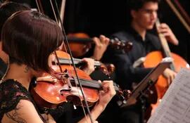 la-orquesta-de-camara-juvenil-del-centro-cultural-paraguayo-americano-122250000000-1824441.JPG