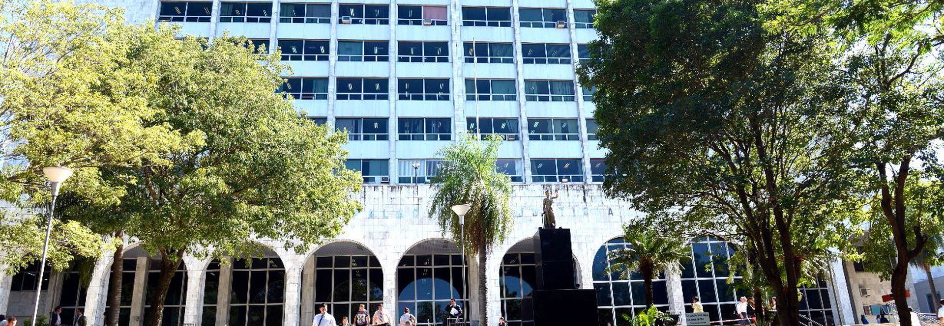 El Urgimiento Es Un Derecho Judicial Abc Color