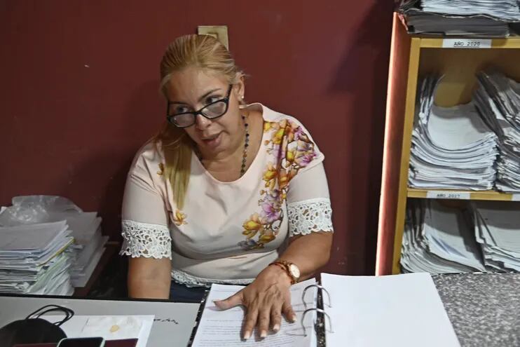 La fiscala María Estefanía González alegó que recaba elementos para imputar por irregularidades en Conajzar.