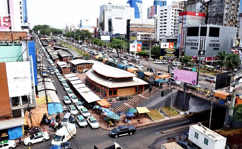Vista aérea del sector comercial conocido como “Cuarta etapa” en Ciudad del Este.