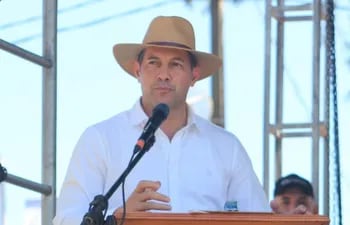 Ministro de Agricultura y Ganadería, Dr. Carlos Giménez