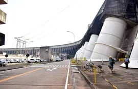 La Itaipú se podrá utilizar como nodo de interconexión para la exportación de energía paraguaya, de otras fuentes, al Brasil.
Diego Peralbo 10 de mayo de 2024