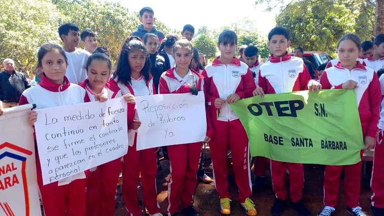 Alumnos de escuelas y colegios de la zona rural de Santa Rosa del Aguaray suspendieron sus actividades.