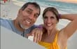 Nelson Cuevas y Alicia Ramírez disfrutando a orillas del mar Caribe.