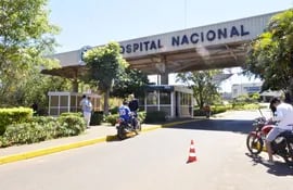 acceso-principal-al-hospital-nacional-la-municipalidad-de-itaugua-dejo-de-recolectar-los-residuos-del-nosocomio-debido-a-la-deuda-que-contrajo-el-m-02752000000-1652236.jpg