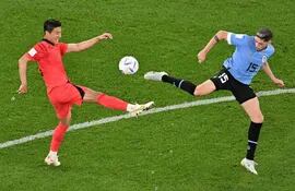 Uruguay no pudo pasar del 0-0 en su estreno en Qatar 2022 contra Corea del Sur, en un partido disputado en Ciudad Educación por el Grupo H, y en el que los de Diego Alonso no pudieron imponer su fútbol ante un conjunto asiático que mostró buena imagen e incluso hizo más méritos para llevarse los tres puntos.