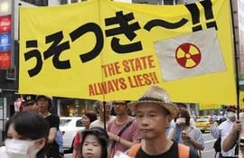 en-japon-marchan-contra-reactivacion-de-una-nuclear-00635000000-1329467.jpg