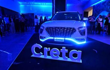 Automotor SA, representante de la marca en nuestro país, presentó el nuevo modelo de la SUV Hyundai Creta, en su nuevo local de Paseo La Galería.