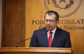 El senador colorado Derlis Osorio aclaró que en la Comisión Bicameral de Presupuesto rechazan los aumentos de salarios.