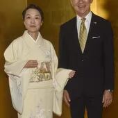 La embajadora del Japón, Yoshie Nakatani y su esposo Otsuka Umio.