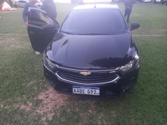 El departamento de Automotores de la Policía Nacional incautó el martes  en Asunción un vehículo clonado