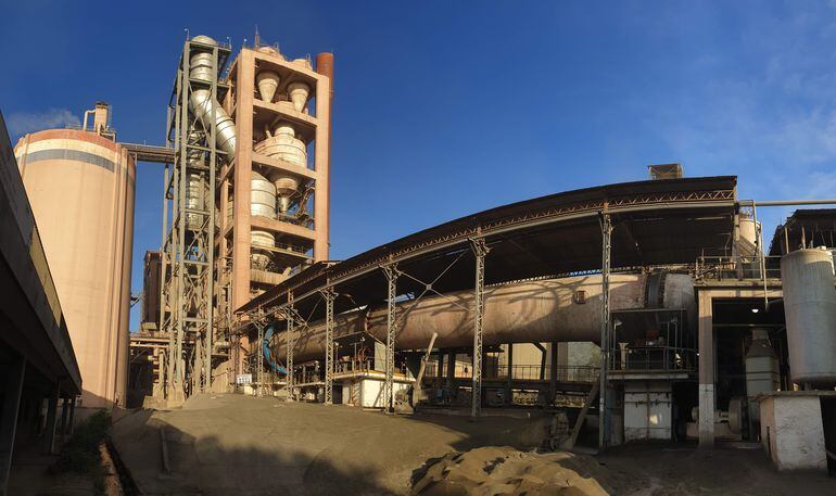 El horno de Vallemí registra constantes paros, pese a las inversiones millonarias en su "mantenimiento".