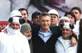 el-presidente-argentino-mauricio-macri-senalo-que-la-ley-congela-el-trabajo-de-sus-compatriotas-afp-202029000000-1460650.jpg