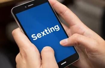 sexting-94612000000-1479605.jpg