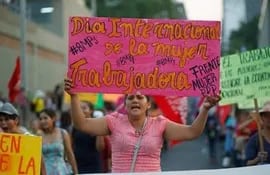 Mujeres de varias organizaciones sociales, políticas y feministas anunciaron que saldrán a las calles de Asunción el próximo 8 de marzo “Día Internacional de la Mujer Trabajadora”.