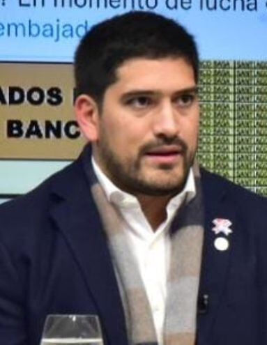 Mauricio Espínola, secretario privado adjunto del presidente de la República, Mario Abdo Benítez.