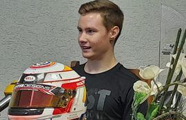 Joshua Duerksen lucha para conseguir los fondos y participar de la Fórmula 3