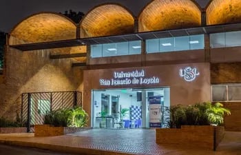 La Universidad San Ignacio de Loyola Paraguay (USIL) habilita Carreras para personas con experiencia laboral.