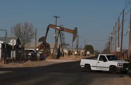 Un extractor de petróleo en Permian Basin, en Odessa, Texas.