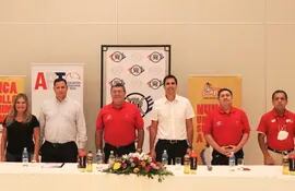 Directivos del CIT  y de la Asociación Paraguaya de Tenis participaron del lanzamiento del torneo.