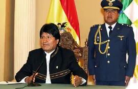 el-presidente-boliviano-evo-morales-aseguro-que-la-comision-interamericana-de-derechos-humanos-cidh-es-otra-base-militar-de-los-estados-unidos--214715000000-529612.jpg