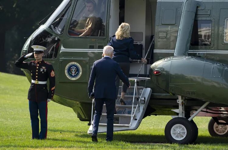 El presidente de los Estados Unidos, Joe Biden, y la primera dama, Jill Biden