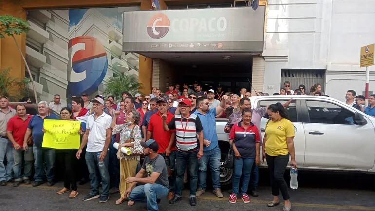 Movilización de funcionarios de Copaco de la semana pasada.
