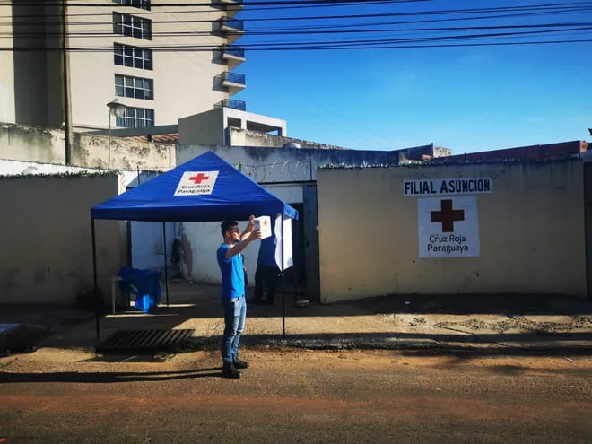Hasta el 31 de mayo voluntarios de la Cruz Roja Paraguaya estarán por las calles para la colecta anual.