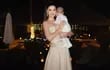 Nadia Ferreira con su pequeño hijo en brazos deseó un feliz 2024 a todos sus seguidores. (Instagram/Nadia Ferreira)