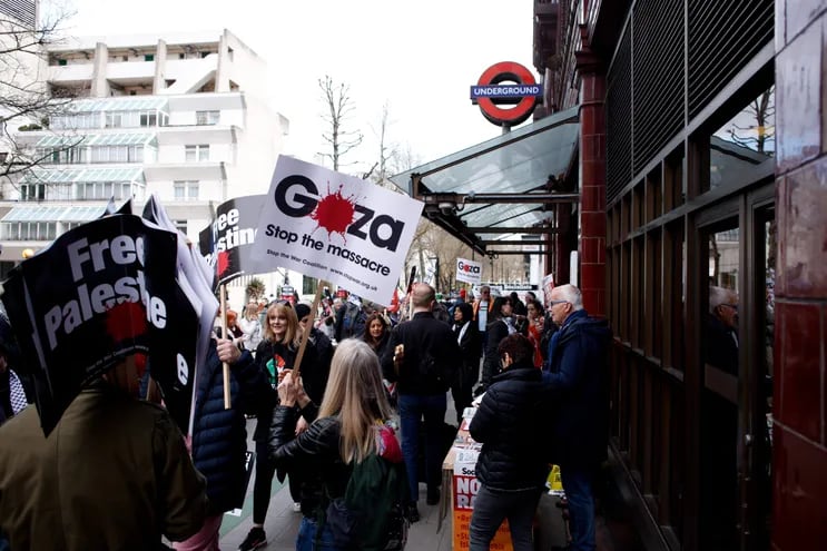 Más de 200.000 personas piden un alto el fuego en Gaza en una manifestación en Londres EFE/EPA/DAVID CLIFF