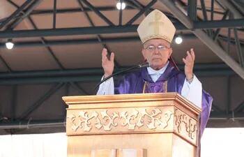 Mons. Edmundo Valenzuela afirma que el Ministerio de Educación ignora a la iglesia