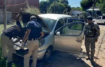 Policía recuperó este vehículo que había sido denunciado como robado, el pasado 23 de abril en la ciudad de Villa Elisa.