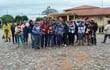 los-vecinos-de-la-compania-cerro-leon-de-pirayu-protestaron-frente-al-hospital-regional-de-paraguari-por-la-muerte-del-joven-francisco-estigarribia-po-00940000000-1564366.jpg