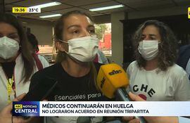 Médicos continuarán en huelga