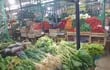 Verduras y hortalizas frescas en el Mercado de Abasto esta mañana.