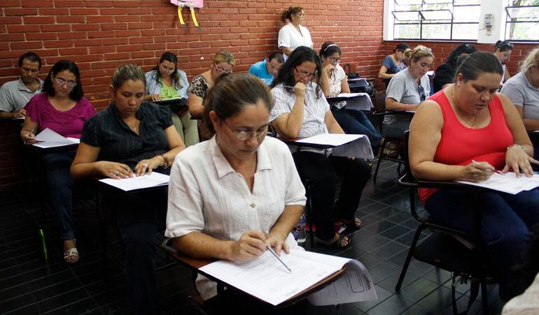 Examen tomado por el Ministerio de Educación a docentes que buscan integrar el "Banco de Elegibles".