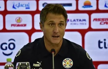 Guillermo Barros Schelotto, entrenador de la Selección Paraguaya.